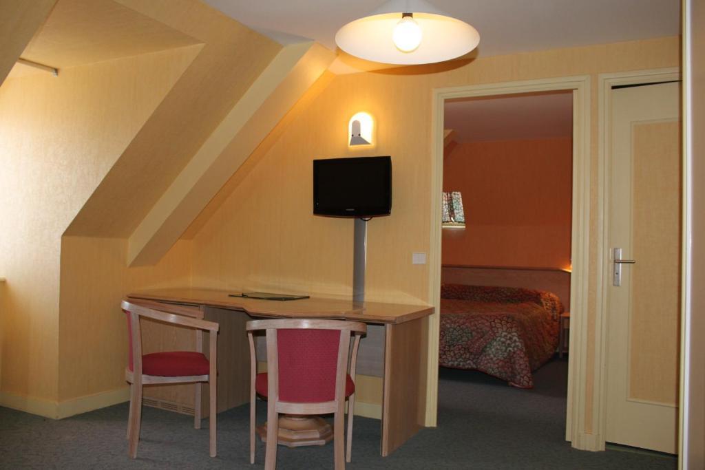 Hotel Des Bains Lancieux Quarto foto